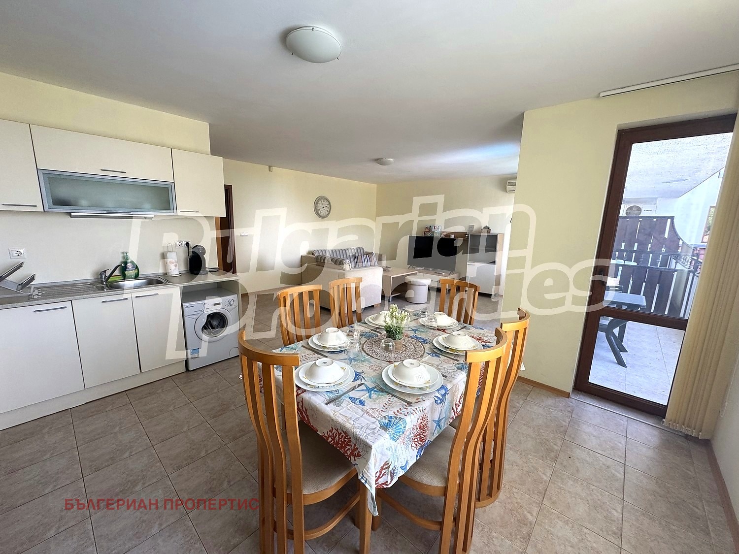 Продава 4-СТАЕН, гр. Каварна, област Добрич, снимка 2 - Апартаменти - 55056495
