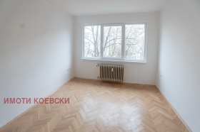 3+ bedroom Meditsinska akademiya, Sofia 5