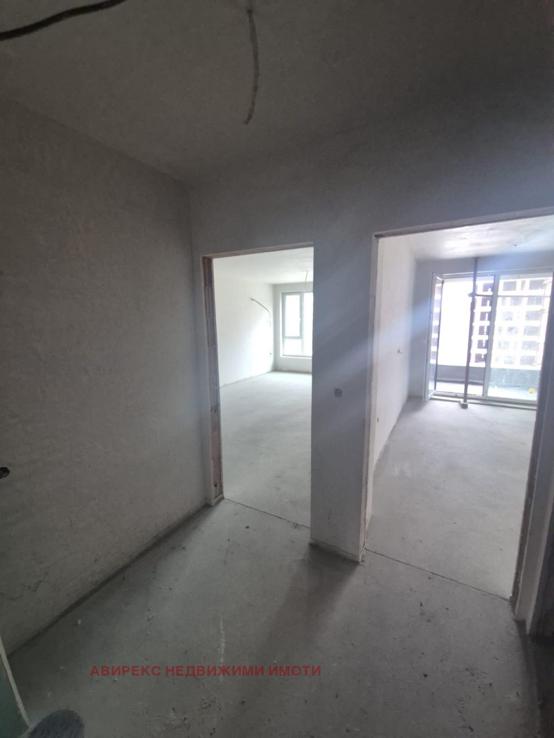 De vânzare  1 dormitor Plovdiv , Traciia , 76 mp | 44207717 - imagine [3]