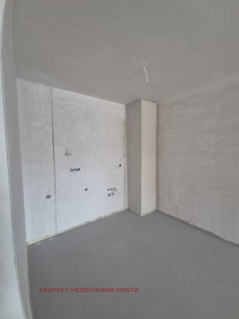 De vânzare  1 dormitor Plovdiv , Traciia , 76 mp | 44207717 - imagine [4]