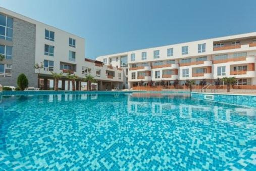 Na prodej  1 ložnice Burgas , Sarafovo , 75 m2 | 30759786