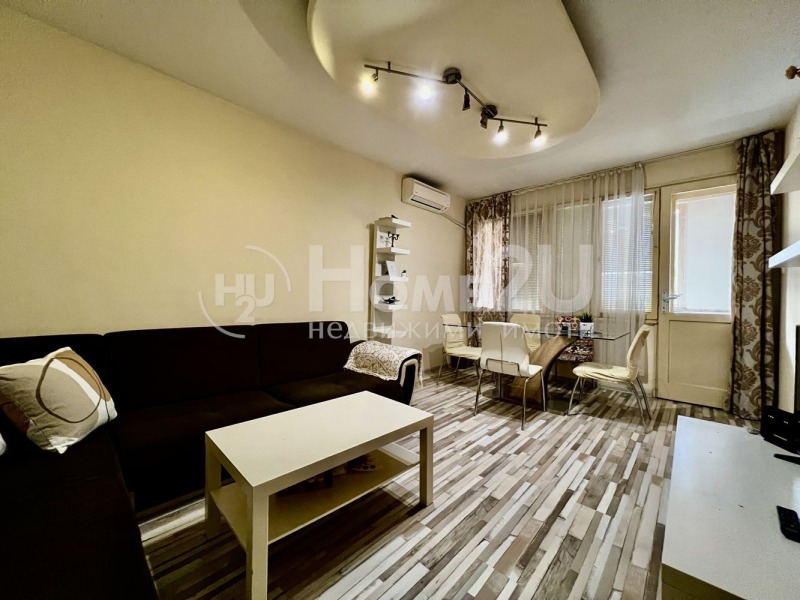 In vendita  2 camere da letto Varna , Tsentralna poshta , 92 mq | 63792838