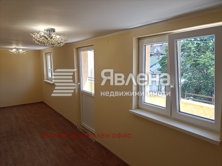 Продава 4-СТАЕН, гр. София, Център, снимка 8 - Апартаменти - 53908136