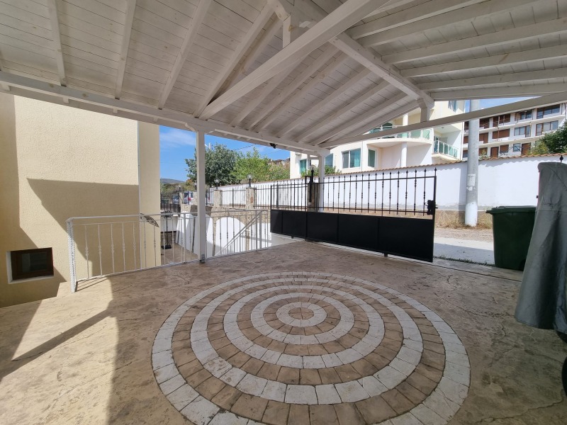 Продава  Къща област Бургас , с. Кошарица , 250 кв.м | 96448233 - изображение [2]