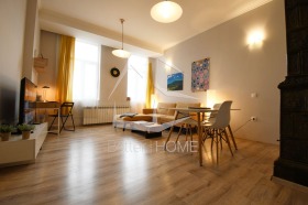 3 bedroom Tsentar, Sofia 2