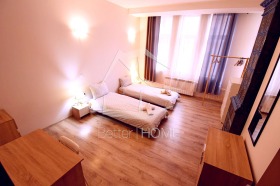 3 bedroom Tsentar, Sofia 12