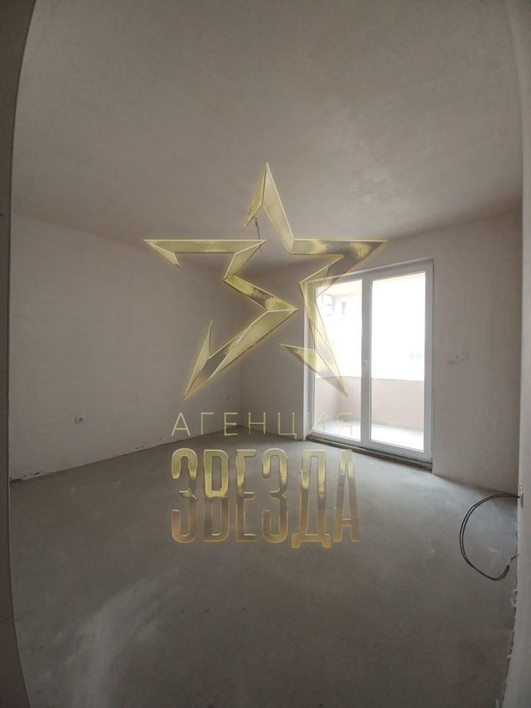 Продава 3-СТАЕН, гр. Пловдив, Остромила, снимка 2 - Апартаменти - 53321817