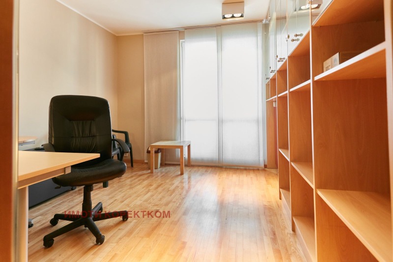Na sprzedaż  3 sypialnie Sofia , Borowo , 160 mkw | 35773580 - obraz [9]