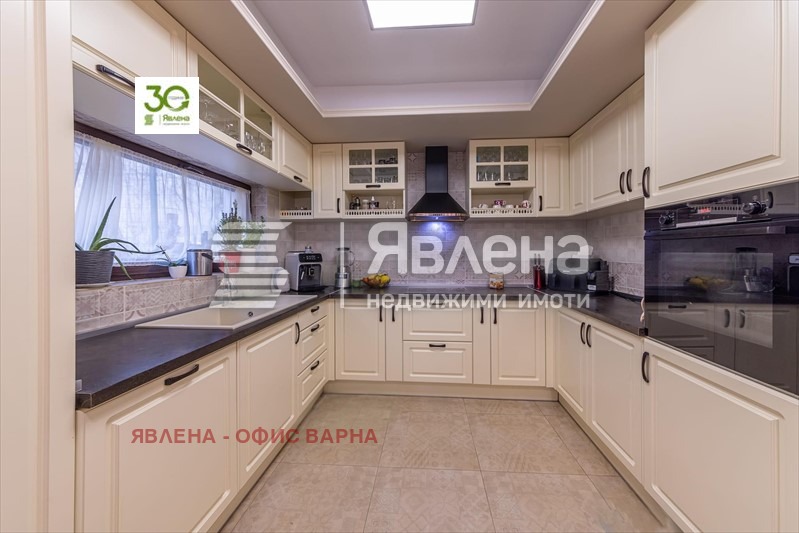 Myytävänä  Talo Varna , m-t Manastirski rid , 344 neliömetriä | 87084037 - kuva [10]