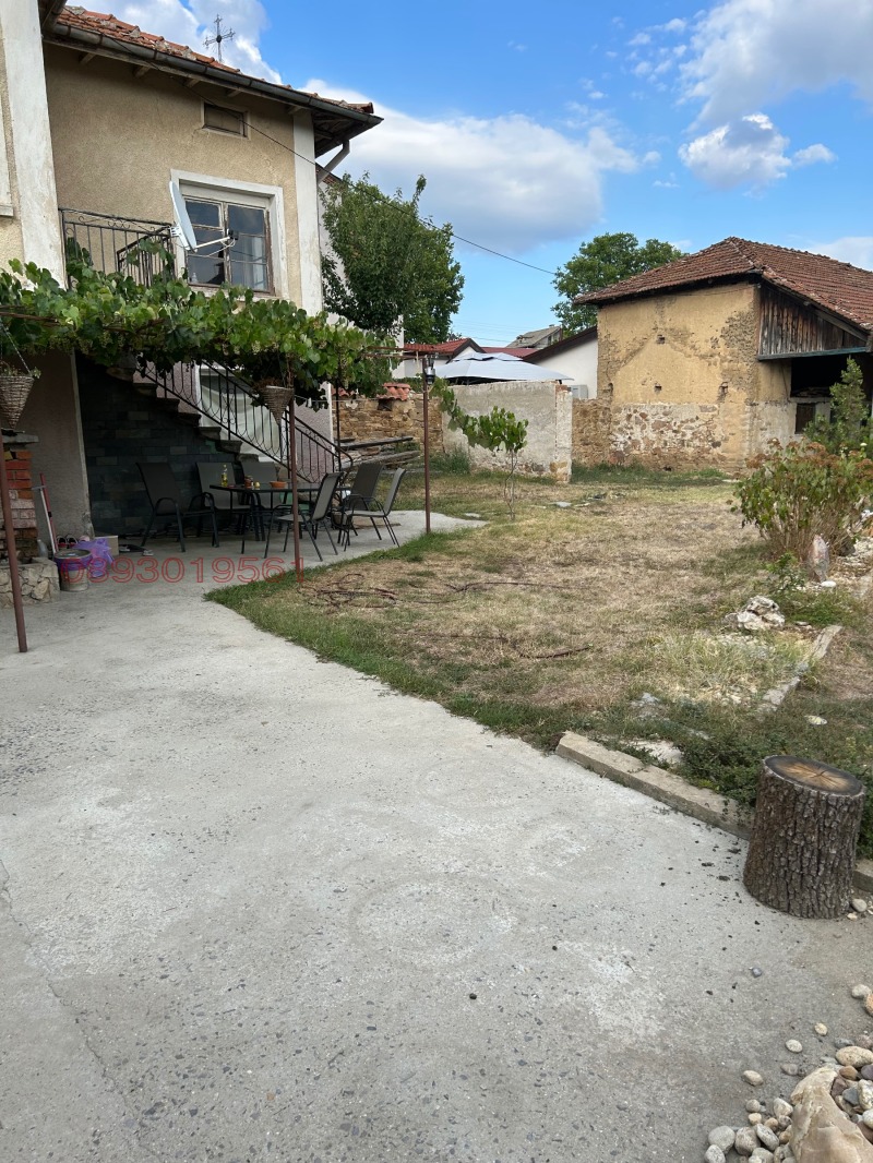 Te koop  Huis regio Sofia , Gorna Malina , 1470 m² | 51858548 - afbeelding [3]