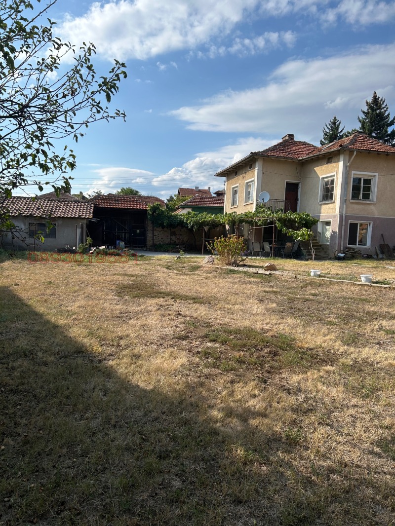 Te koop  Huis regio Sofia , Gorna Malina , 1470 m² | 51858548 - afbeelding [8]