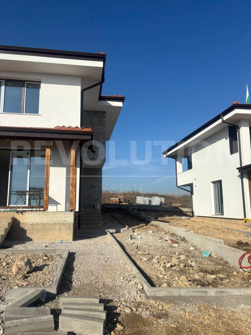 Продава КЪЩА, с. Гурмазово, област София област, снимка 3 - Къщи - 53009809