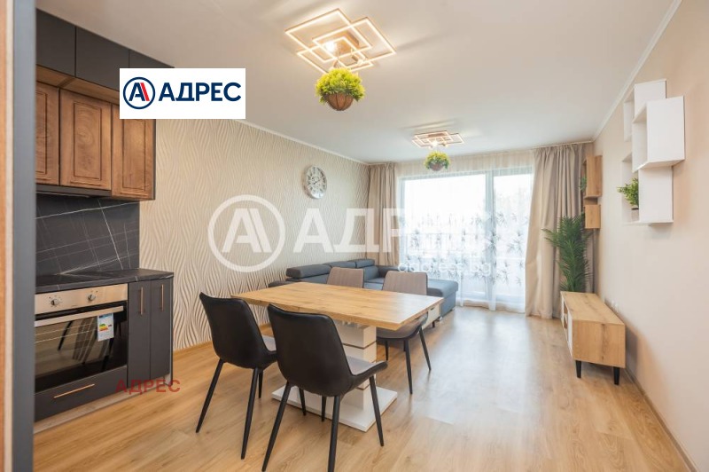 À venda  2 quartos Varna , Centar , 89 m² | 36662679