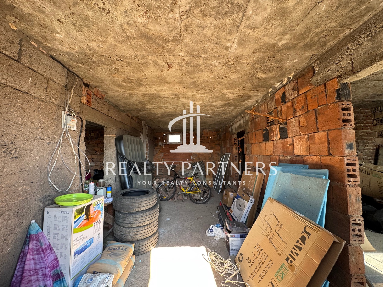 Продава КЪЩА, с. Ярджиловци, област Перник, снимка 10 - Къщи - 53851377