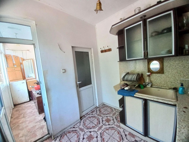 Til salgs  2 soverom region Shumen , Novi pazar , 75 kvm | 51301212 - bilde [8]