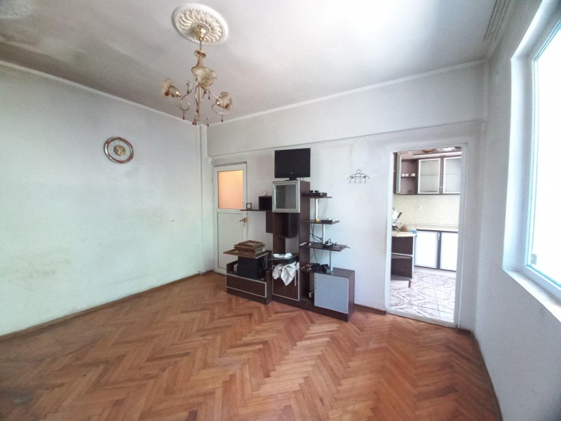 À venda  2 quartos região Shumen , Novi pazar , 75 m² | 51301212 - imagem [6]