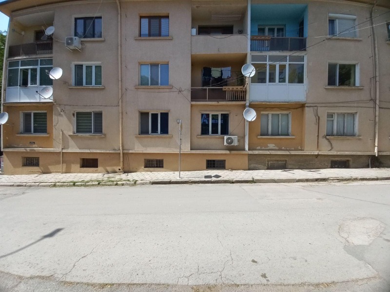 En venta  2 dormitorios región Shumen , Novi pazar , 75 metros cuadrados | 51301212 - imagen [13]