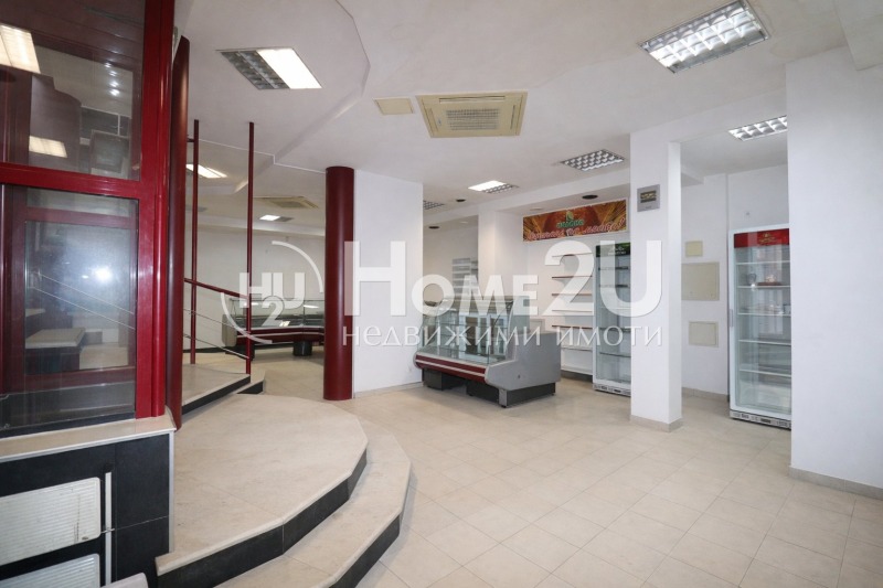 Продава ОФИС, гр. Пирдоп, област София област, снимка 9 - Офиси - 53536626