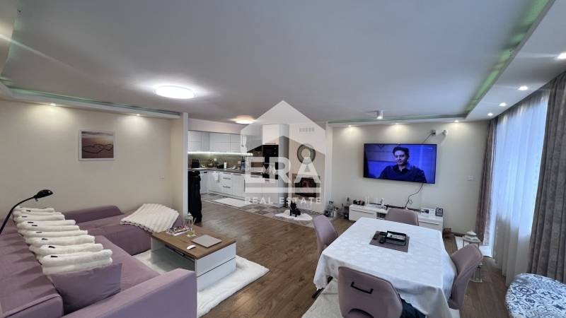 Продава КЪЩА, гр. Лясковец, област Велико Търново, снимка 2 - Къщи - 53122462
