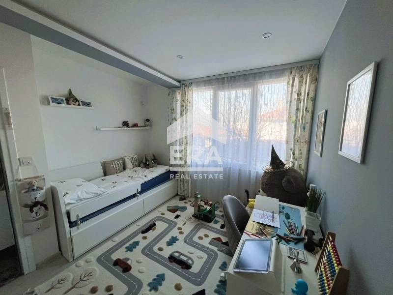 Продава КЪЩА, гр. Лясковец, област Велико Търново, снимка 11 - Къщи - 53122462