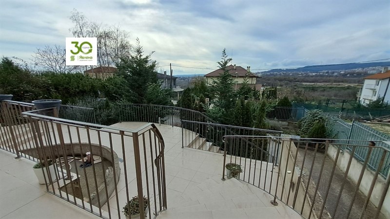 Продава КЪЩА, гр. Варна, м-т Манастирски рид, снимка 2 - Къщи - 55174360