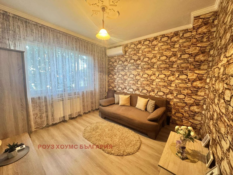 Продава  4-стаен град Пловдив , Изгрев , 98 кв.м | 36100780 - изображение [4]