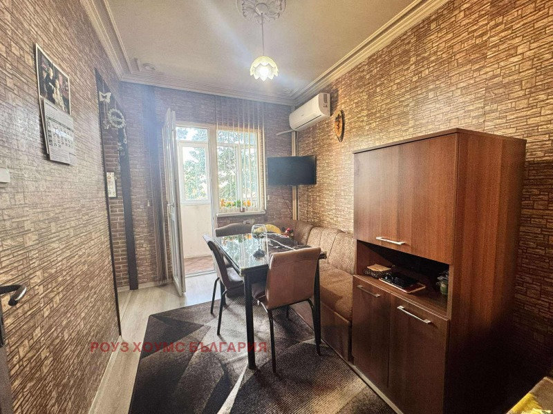 Продава  4-стаен град Пловдив , Изгрев , 98 кв.м | 36100780 - изображение [14]