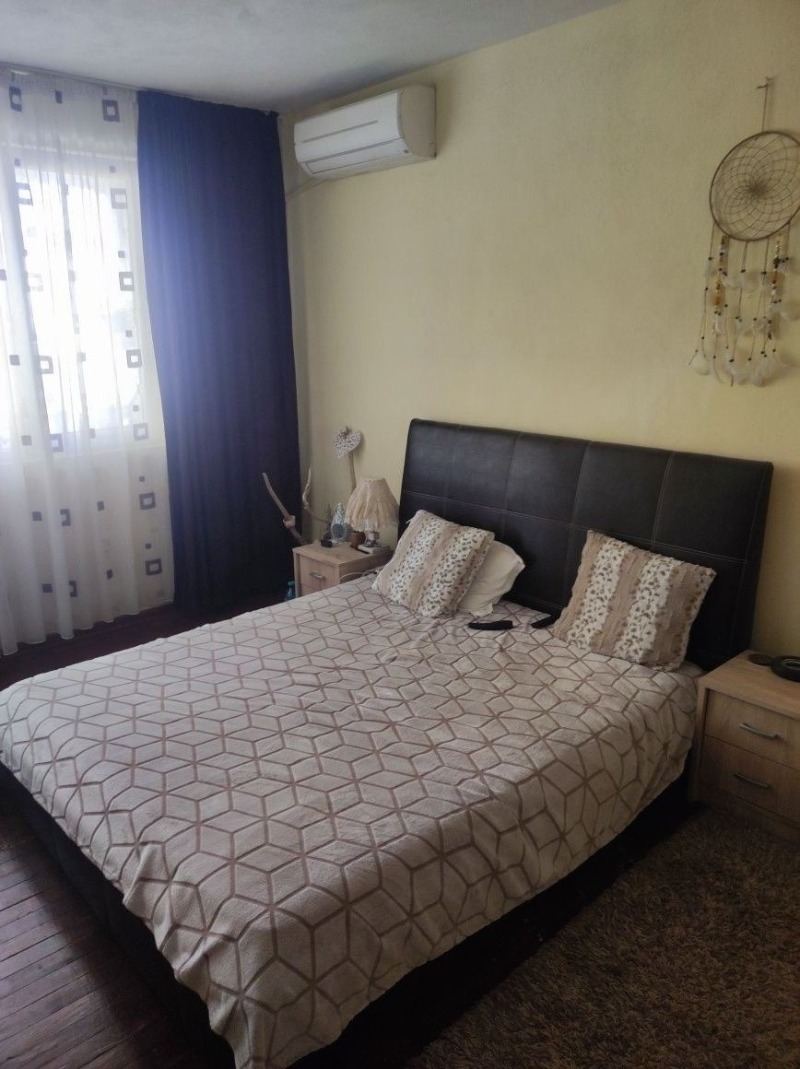 Продава  Етаж от къща град Варна , с. Тополи , 220 кв.м | 85507964