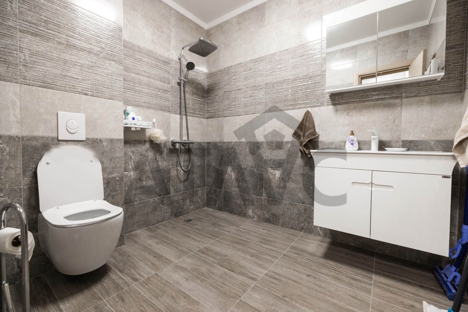 Продава 3-СТАЕН, гр. Пловдив, Остромила, снимка 9 - Апартаменти - 54925545