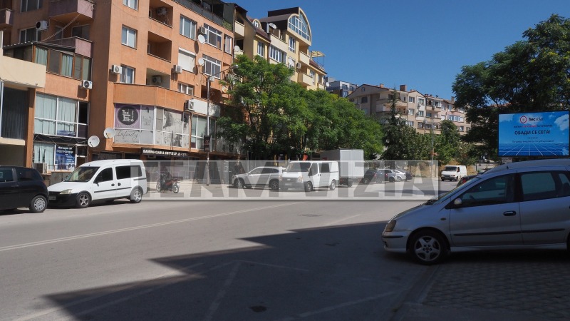 Продава МАГАЗИН в град Благоевград, Широк център - 304 кв.м / 260 000 € » 508 515.80 лв., ТИЙМ ВИЗИЯ ЕООД