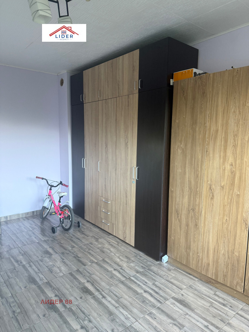 Продава  1-стаен град Плевен , Дружба 4 , 40 кв.м | 39713807 - изображение [2]