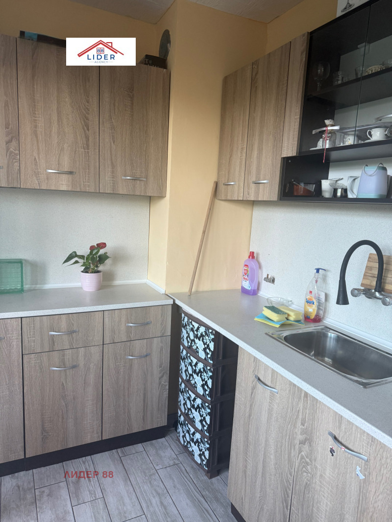 Продава  1-стаен град Плевен , Дружба 4 , 40 кв.м | 39713807 - изображение [4]