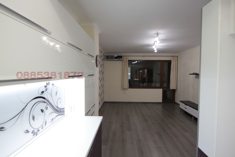 Продава 3-СТАЕН, гр. Варна, Възраждане 4, снимка 2 - Апартаменти - 52861599