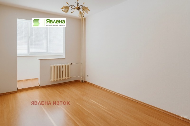 Продава 3-СТАЕН, гр. София, Дървеница