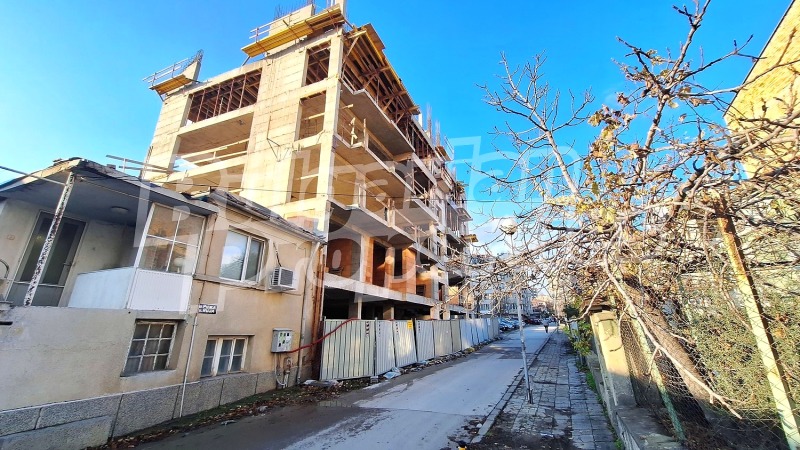 Продава 3-СТАЕН, гр. Варна, Цветен квартал