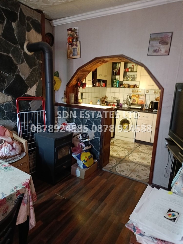Продава  Етаж от къща област Стара Загора , гр. Казанлък , 75 кв.м | 10114662 - изображение [4]