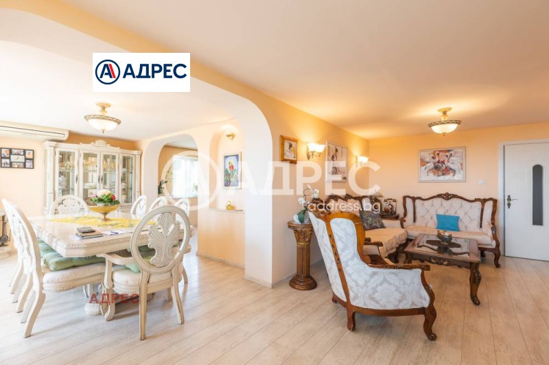 Продава КЪЩА, гр. Варна, м-т Долна Трака