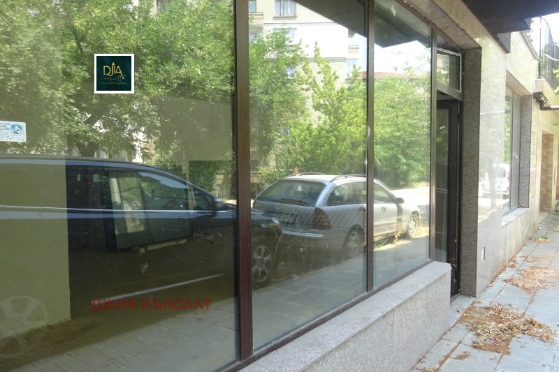 Myytävänä  Myymälä Sofia , Reduta , 134 neliömetriä | 89610689 - kuva [3]