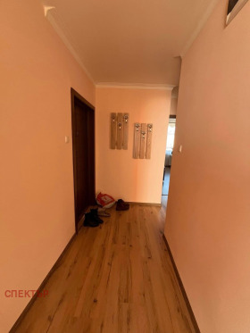 1 chambre Tsentar, Pernik 11