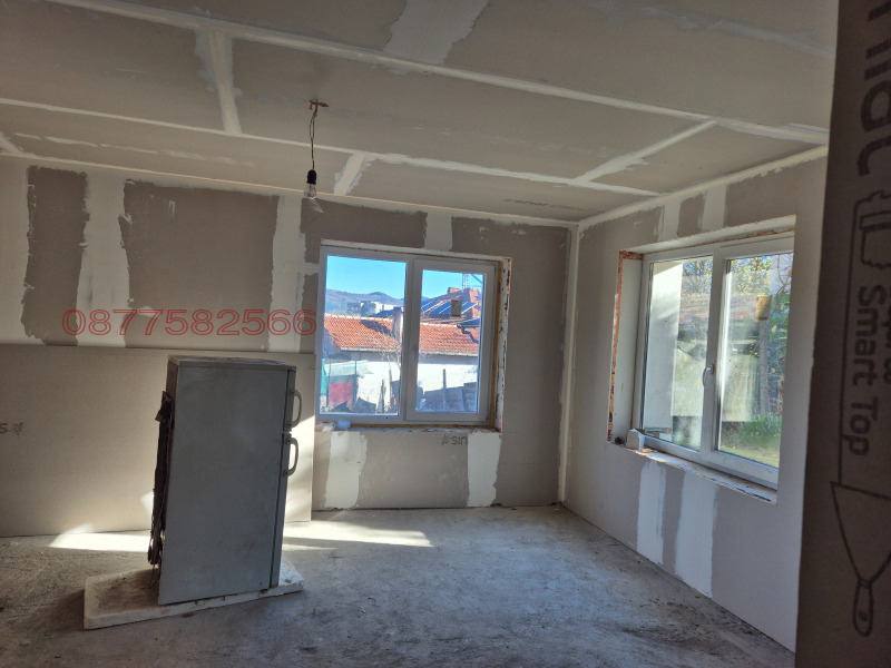 Продава КЪЩА, гр. Троян, област Ловеч, снимка 6 - Къщи - 52779227