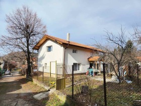 Hus Bosnek, region Pernik 12