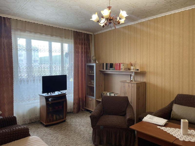 Продается  1 спальня Перник , Изток , 48 кв.м | 10655954