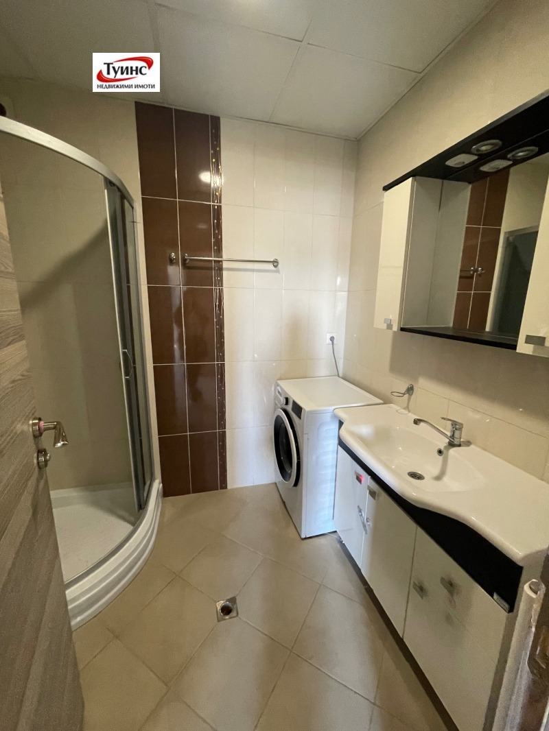 Te koop  2 slaapkamers Plovdiv , Trakija , 133 m² | 82879556 - afbeelding [16]