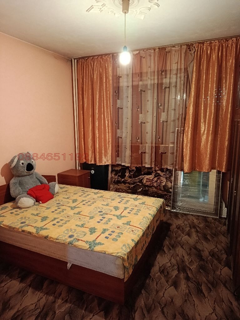 Продава 4-СТАЕН, гр. Плевен, Широк център, снимка 3 - Апартаменти - 54533623