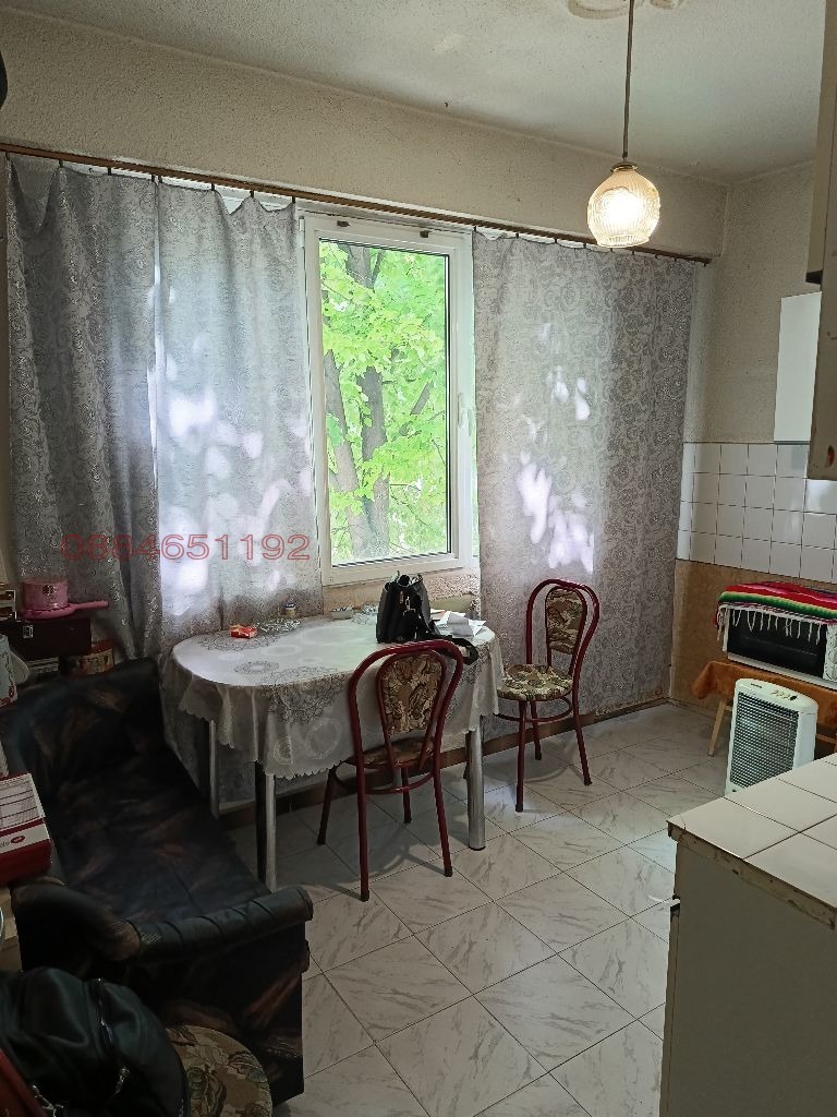 Продава 4-СТАЕН, гр. Плевен, Широк център, снимка 10 - Апартаменти - 54533623