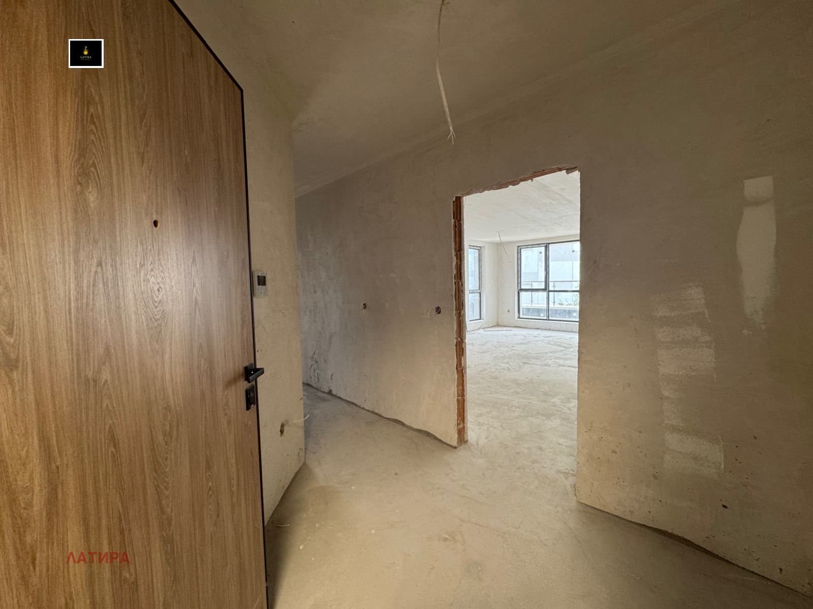 Продава 3-СТАЕН, гр. София, Полигона, снимка 2 - Апартаменти - 54106956