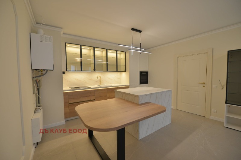 Продава 3-СТАЕН в град София, Малинова долина - 114 кв.м / 320 000 € » 625 865.60 лв., ДЪ КЛУБ ЕООД