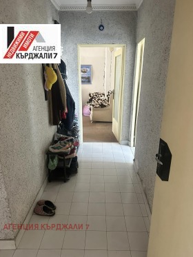 МНОГОСТАЕН, 100 m2