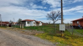 Продажба на имоти в с. Пшеничево, област Стара Загора - изображение 1 
