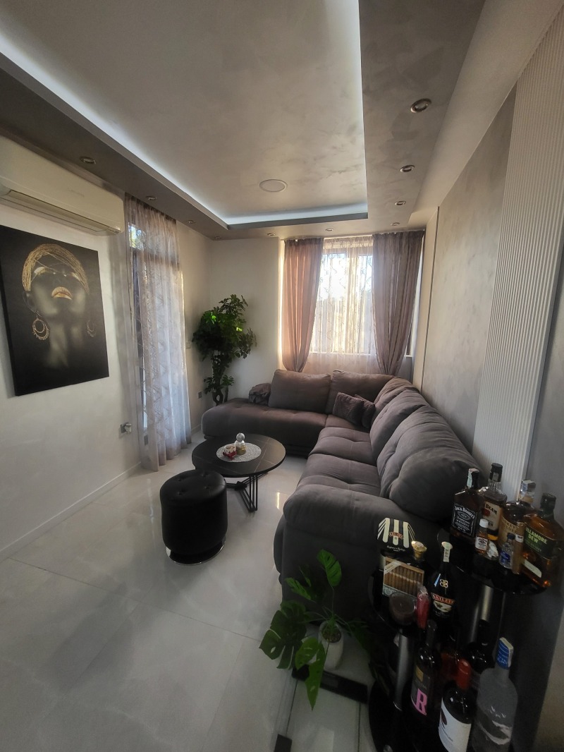 In vendita  2 camere da letto Pleven , Idealen tsentar , 100 mq | 44185743 - Immagine [13]
